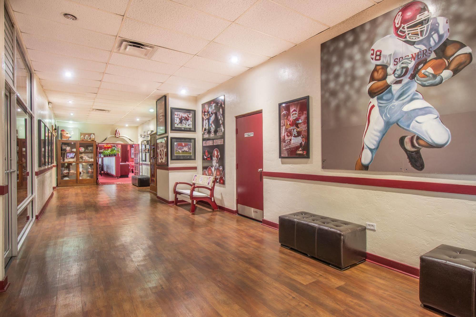Sooner Legends Hotel Norman Exterior foto